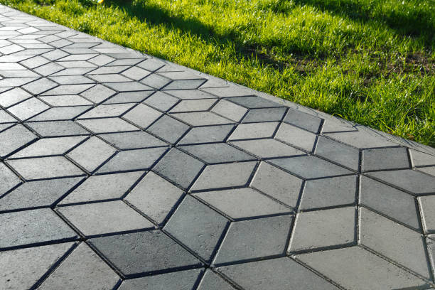 Best Custom Driveway Pavers  in Lawrenceburg, IN